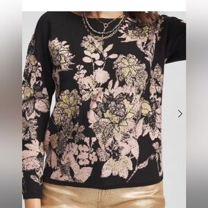 Chico’s Lace Appliqué Dolman Pullover Sweater
Size Medium